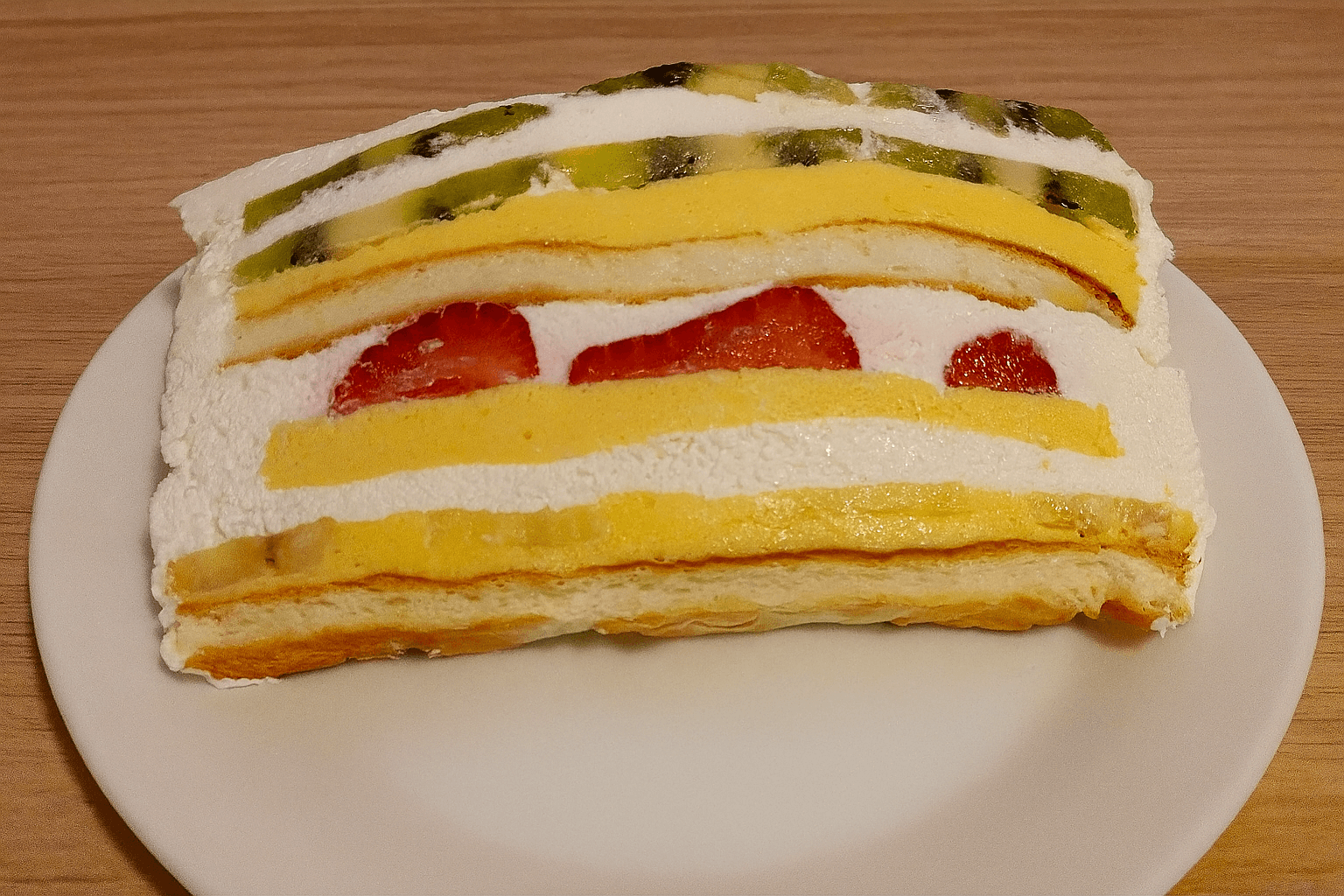 Voćna torta sa puslicama i kremom